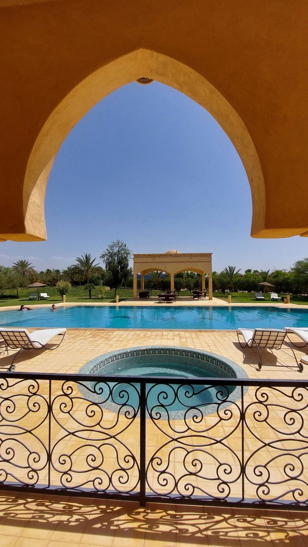 Hôtel jardin Marrakech : expérience unique entre luxe et nature